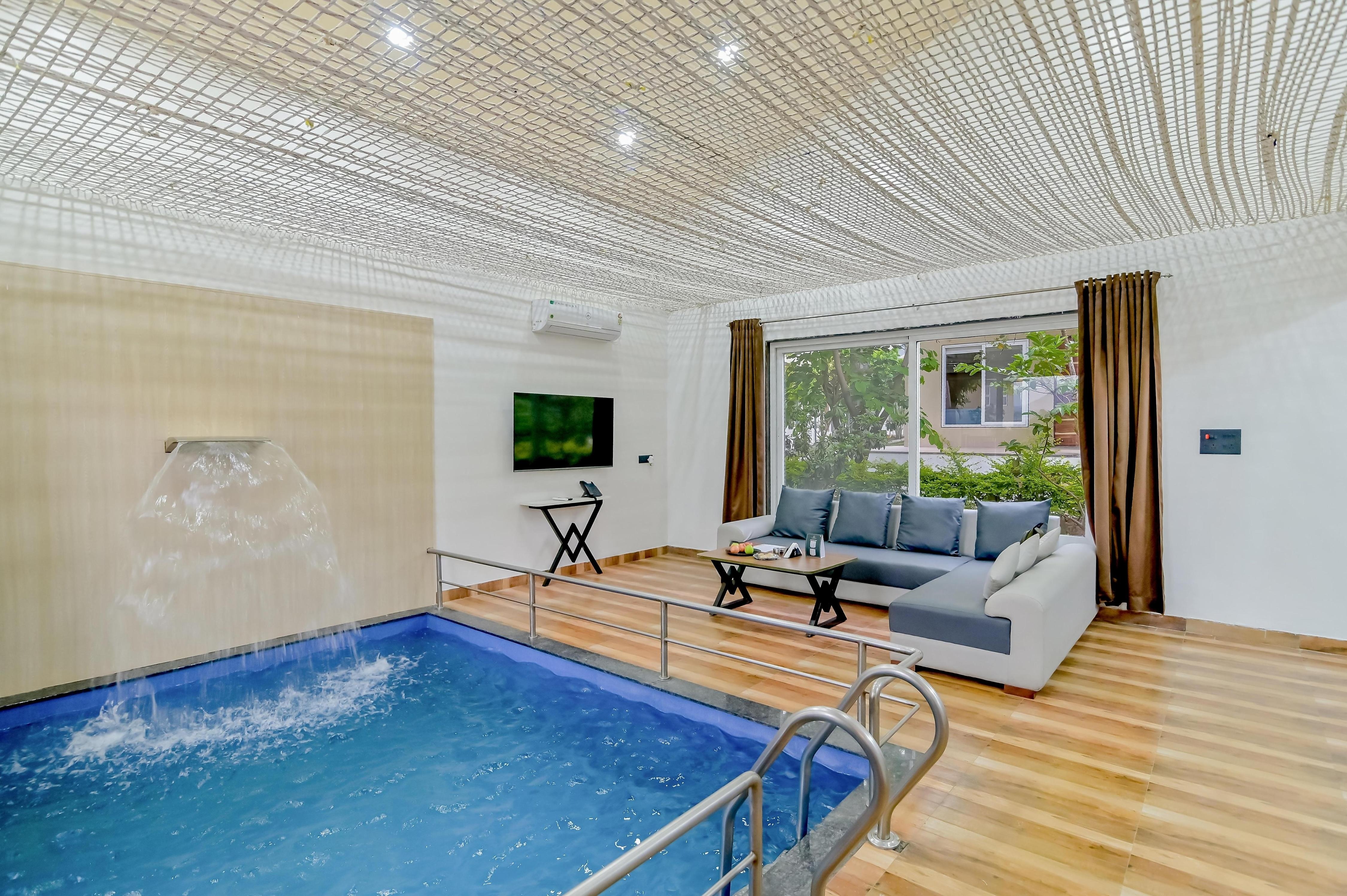 Curated visual reference: Gallery Detail: Talegaon Elegant Waterfront Resort