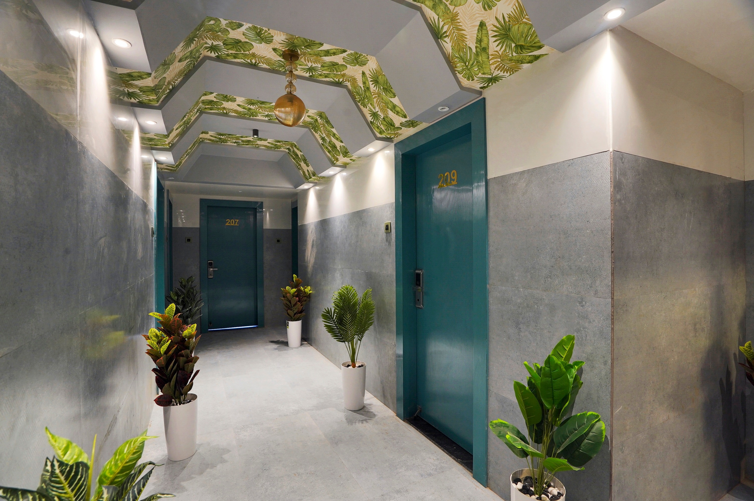 HOTEL REGAL HEAVEN|PUNE Hotel, Room, Amenities, Photos and Offers ...