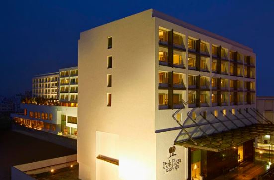 RADISSON BLU BENGALURU OUTER RING ROAD|BANGALORE Hotel, Room, Amenities,  Photos and Offers | Travel-Dhamaka